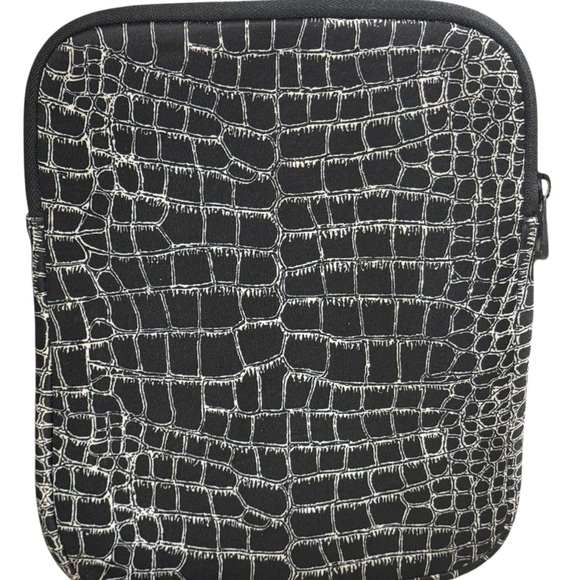 Marc by Marc Jacobs Faux Croc iPad Tablet Case Black Zip Cover – Stylish Tech - Picture 2 of 5